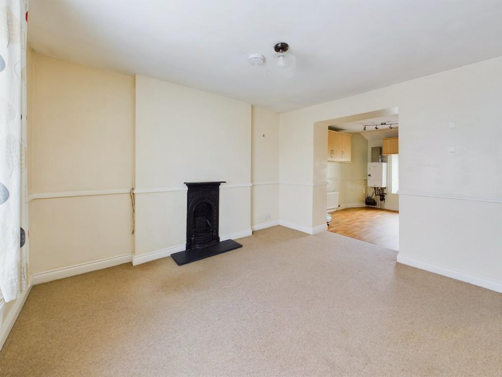 Old Street, North Somerset BS21 2 bed apartment to rent £950 pcm (£