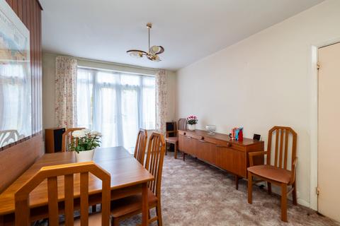 94 Quarry Park Road, Cheam, Sutton, SM1 2DS