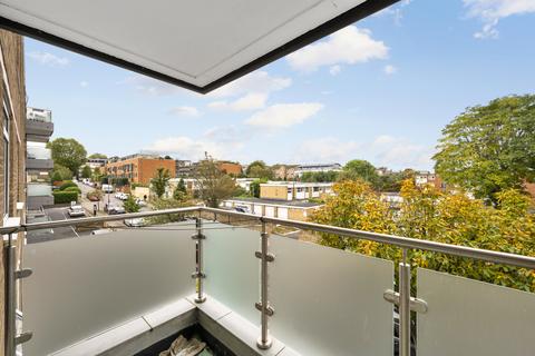 2 bedroom apartment to rent, Rayners Road, London SW15