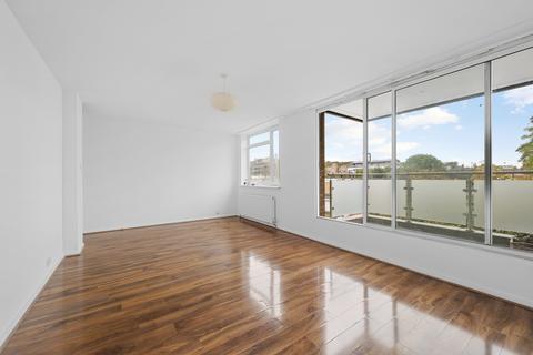 2 bedroom apartment to rent, Rayners Road, London SW15