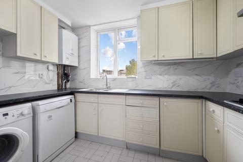 2 bedroom apartment to rent, Rayners Road, London SW15