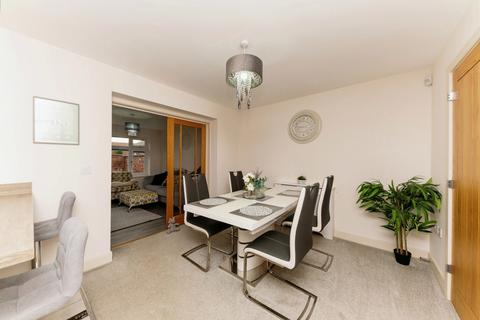 24 Bellflower Road, Grimsby, DN33 3AZ