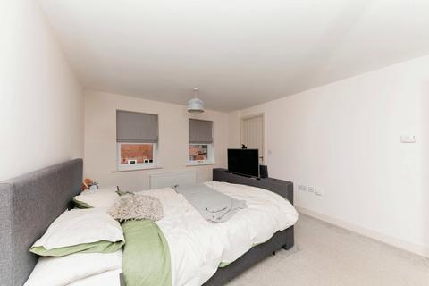 24 Bellflower Road, Grimsby, DN33 3AZ