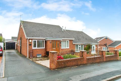 2 bedroom bungalow for sale, Harwill Grove, Morley LS27