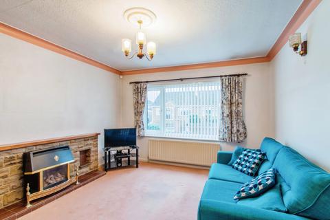 2 bedroom bungalow for sale, Harwill Grove, Morley LS27