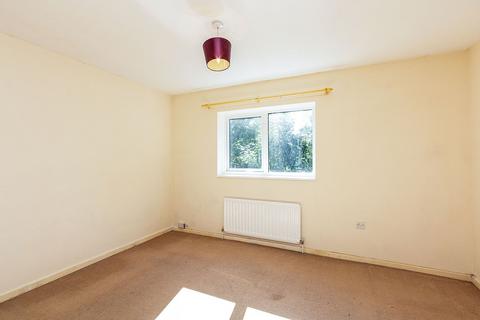 2 bedroom house to rent, Copland Close, Hampshire RG22