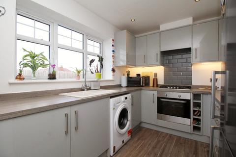 3 bedroom end of terrace house for sale, Rhyl Coast Road, Denbighshire LL18