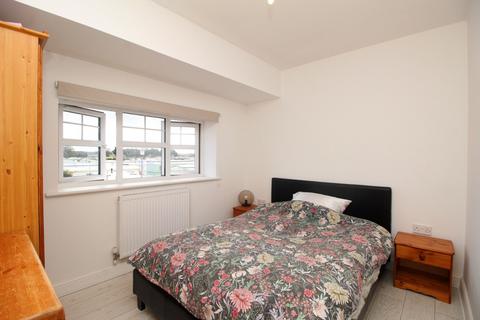 3 bedroom end of terrace house for sale, Rhyl Coast Road, Denbighshire LL18