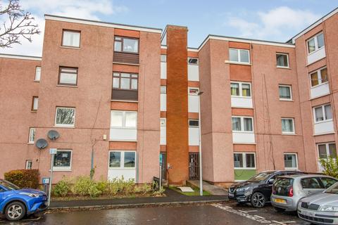 2 bedroom flat to rent, Dickson Avenue, Dundee DD2