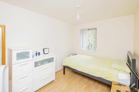 2 bedroom flat for sale, 2 St. Triduanas Rest, Midlothian EH7