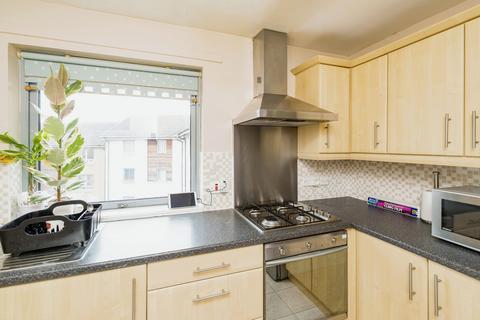 2 bedroom flat for sale, 2 St. Triduanas Rest, Midlothian EH7