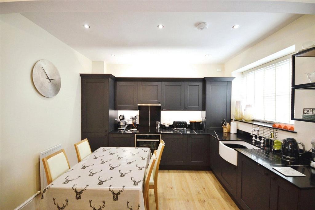 Catherine Street, Cumbria CA28 1 bed terraced house to rent £800 pcm