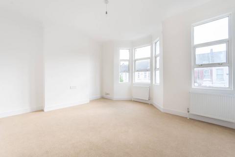 3 bedroom terraced house to rent, Lechmere Road, Willesden Green, London, NW2