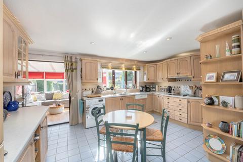 3 bedroom semi-detached house for sale, Three bedroom family home, Ingatestone CM4