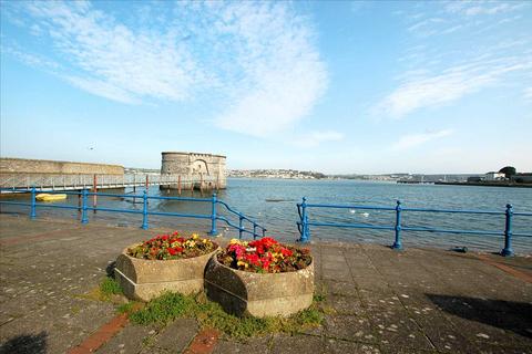 undefined, 2 Front Street, Pembroke Dock