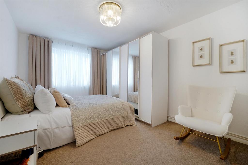 3 Sheppards Court, Horsenden Lane North - M04 GOzf3