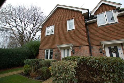 3 bedroom house for sale, Bois Hall Road, Addlestone, KT15