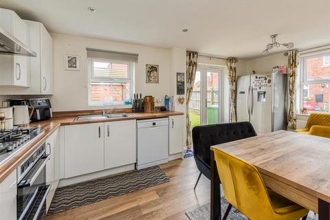 3 bedroom end of terrace house for sale, 24 Chalmers Road, Baggeridge Village, Dudley