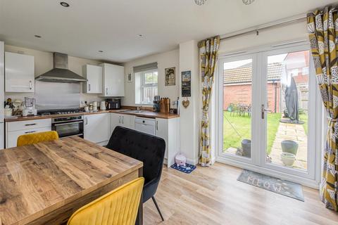 3 bedroom end of terrace house for sale, 24 Chalmers Road, Baggeridge Village, Dudley