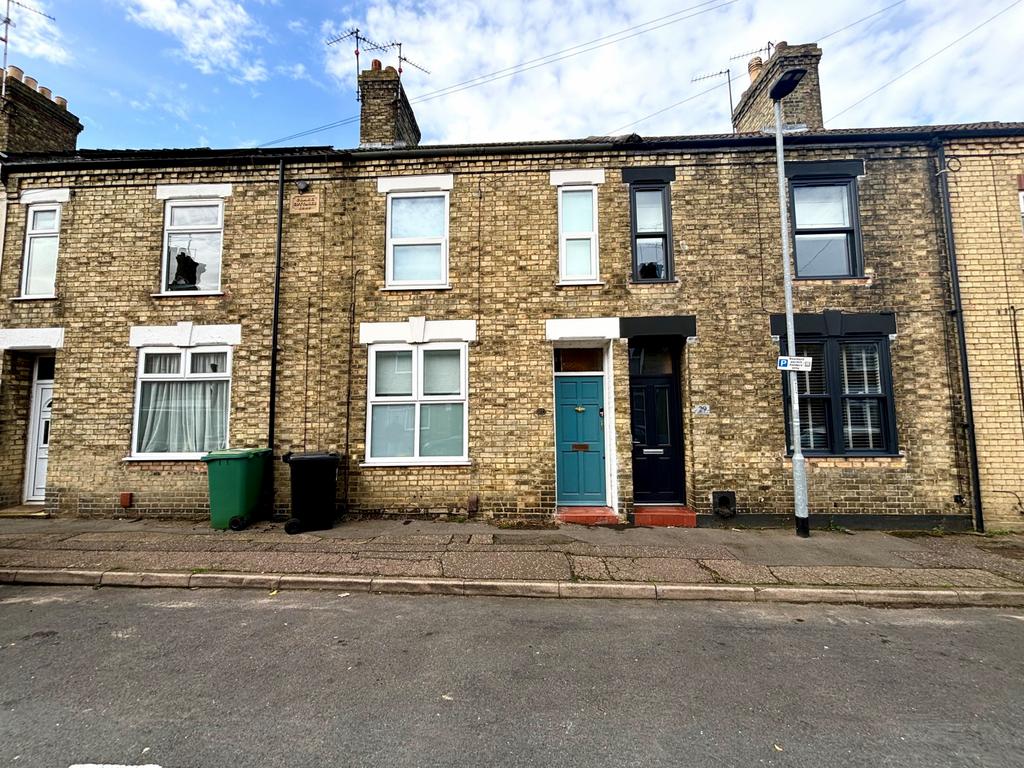 3 Bedroom Terraced for Sale