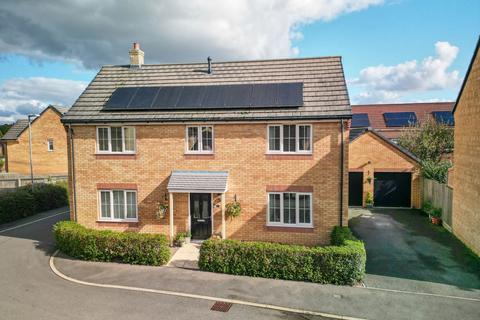 4 bedroom detached house for sale, Blacksmiths Avenue, Barleythorpe, LE15