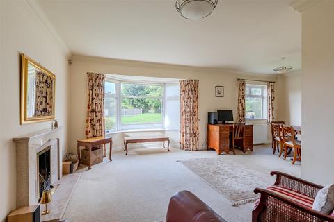 2 bedroom detached bungalow for sale, Elvington Park, Elvington, York YO41 4DW