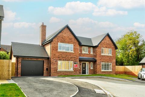 4 bedroom house for sale, Whittington Road, Gobowen, Nr Oswestry.