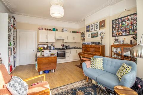 1 bedroom flat for sale, Kilworth Avenue, Southend-on-Sea SS1