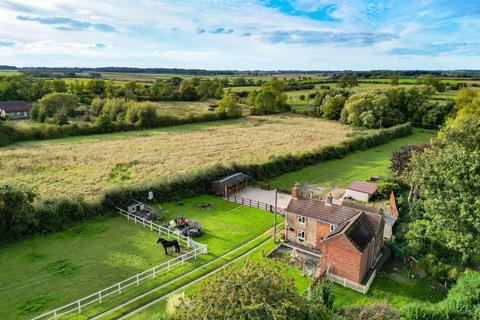 4 bedroom country house for sale, Highfield Terrace, Glentham