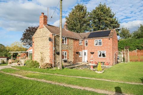 4 bedroom country house for sale, Highfield Terrace, Glentham