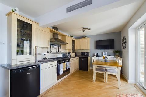 3 bedroom semi-detached house for sale, Prospect Drive, Coedpoeth, Wrexham