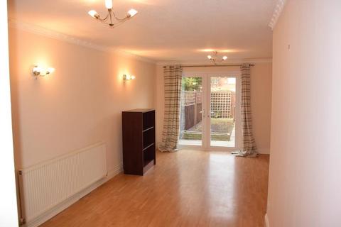 2 bedroom terraced house to rent, Woburn Close, London