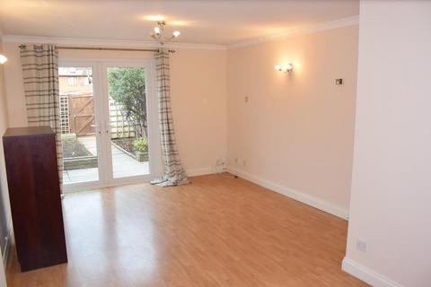 2 bedroom terraced house to rent, Woburn Close, London