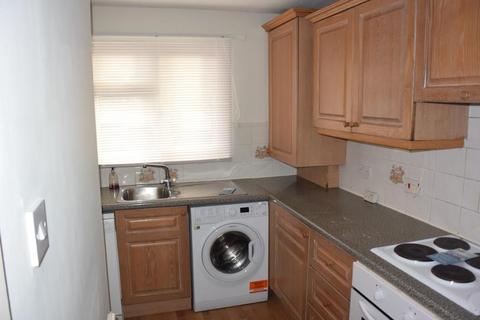 2 bedroom terraced house to rent, Woburn Close, London