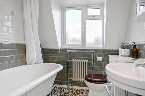 2 Medina Road, London, N7 7JU