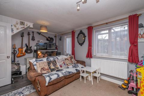 2 bedroom end of terrace house for sale, Forrester Close, Canterbury, CT1