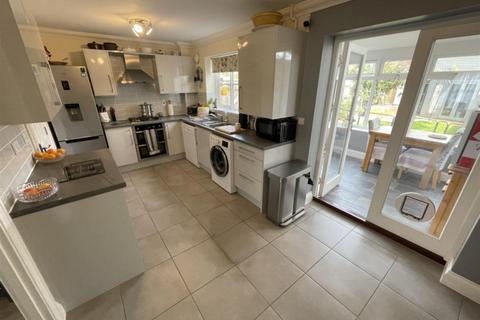 3 bedroom townhouse for sale, Ammonite Drive, Ipswich IP6