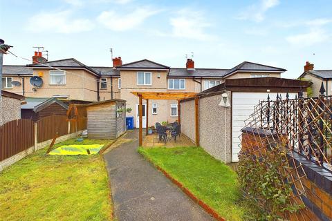 3 bedroom terraced house for sale, Field Road, Stainforth, Doncaster, South Yorkshire, DN7