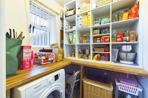7 Field Road, Stainforth, Doncaster, DN7 5AQ