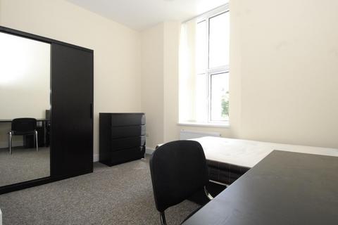 2 bedroom flat to rent, 20 Woodland Terrace, Plymouth PL4