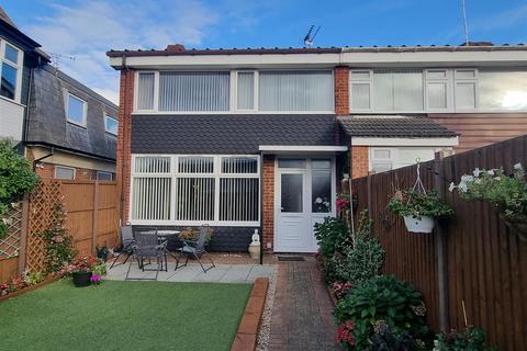 3 bedroom end of terrace house for sale, Beccles Road, Gorleston