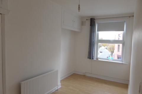 1 bedroom flat to rent, Station Road, London SE25