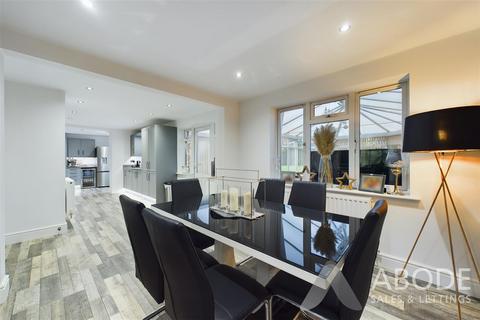 9 Arundel Drive, Cheadle, Stoke-on-trent, ST10 1YX