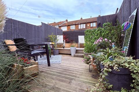 2 bedroom terraced house for sale, Stratford Avenue, Hathershaw, Oldham, OL8