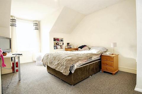 2 bedroom flat to rent, 2 Lockyer Road, Plymouth PL3