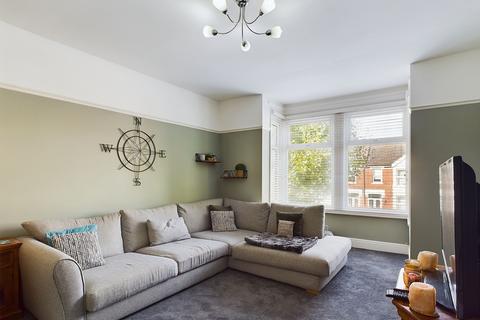 1 bedroom flat for sale, Kirby Road, Portsmouth, PO2