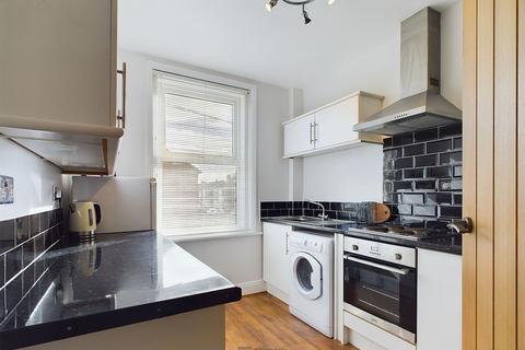 1 bedroom flat for sale, Kirby Road, Portsmouth, PO2