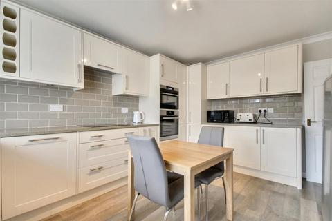 7 Hermione Close, Ferring, Worthing, BN12 6PZ