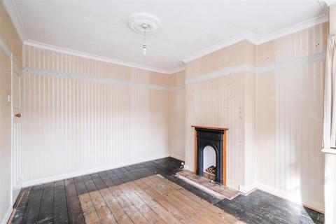 27a Woodland Road, Chingford, London, E4 7ET