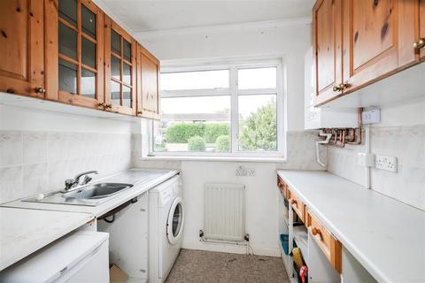 27a Woodland Road, Chingford, London, E4 7ET